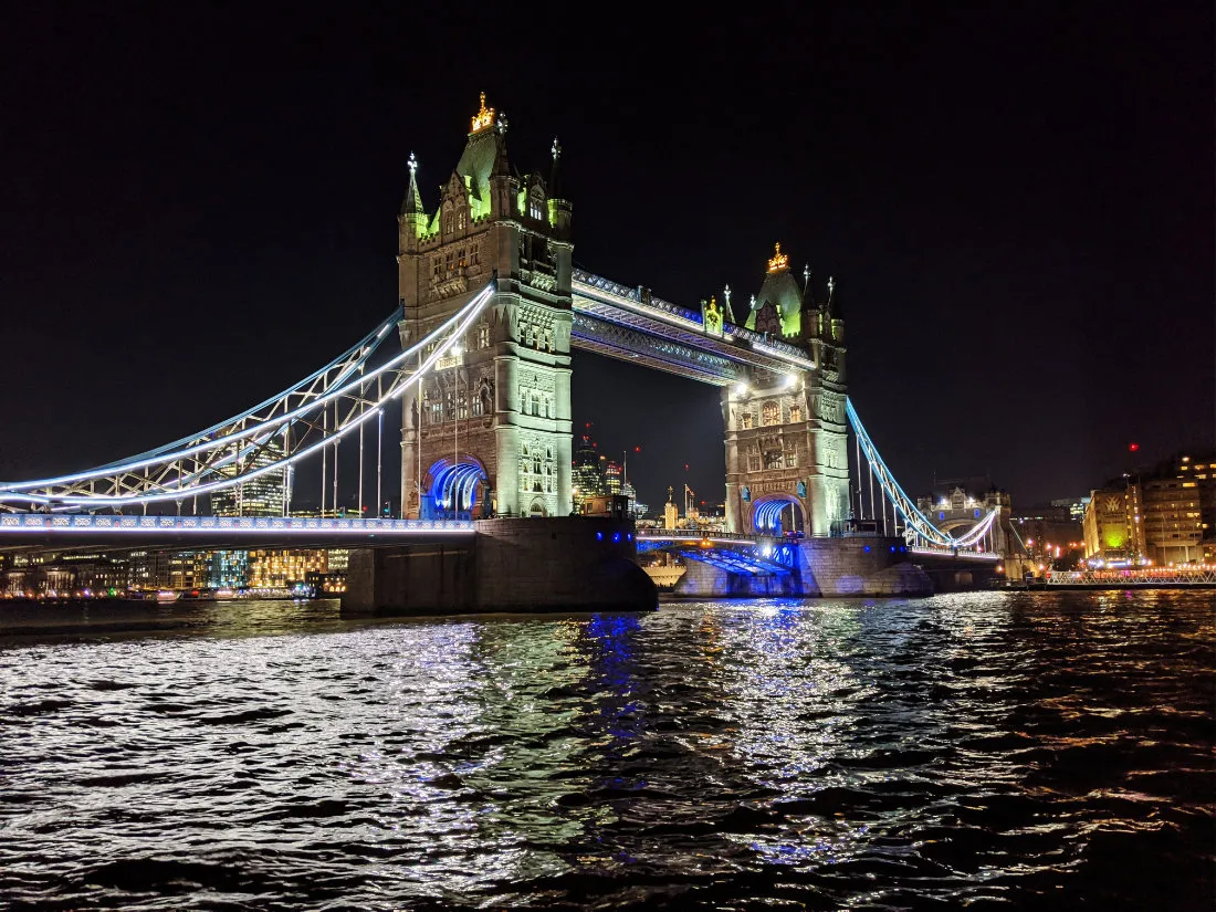 London skyline at night